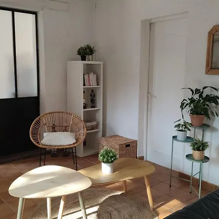 Semesterbostad Charmante Maison 2 Proche Du Centre Jardin *